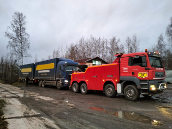 Зима или лето: когда грузовикам чаще требуется помощь спасательной службы?